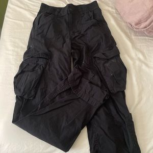 H&M black cargo pants